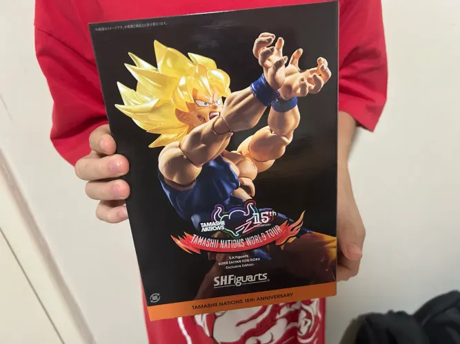 SH FIGUARTS Goku Awakening Exclusivo lindo demais?