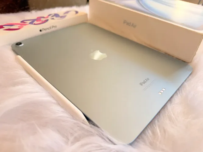 iPad Air M2 128GBc/ Apple Pencil Pro