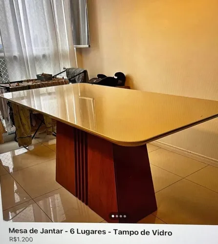Mesa de jantar (6 lugares)