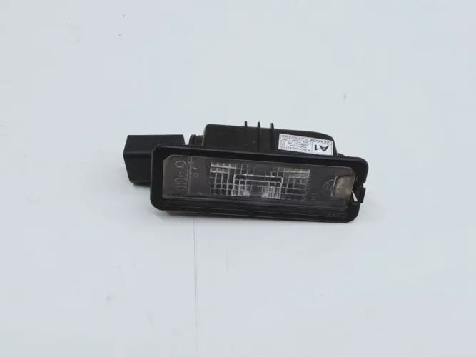 Luz Placa Traseira Vw Golf 1.4t 2014 1k8943021