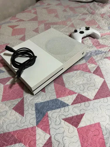 Xbox one s ( leia )