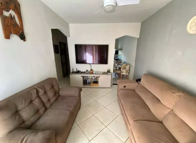 Casa a venda no sideral - Conjunto Ariri Bolonha k