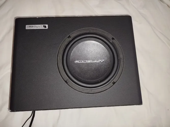 Caixa sub slim amplificada