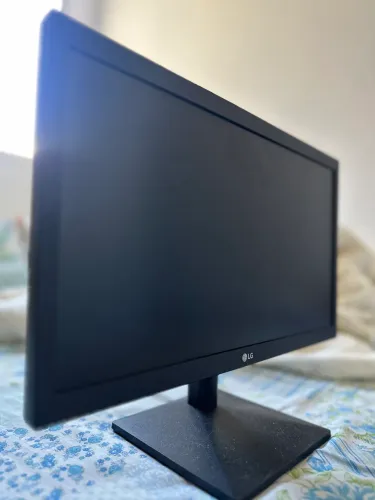 Monitor LG 19,5 ( Apenas retirada no local! )