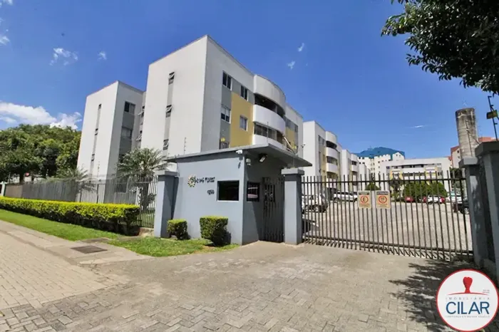 Apartamento 3 quartos, suíte e sacada no Hauer, Curitiba - 75m²