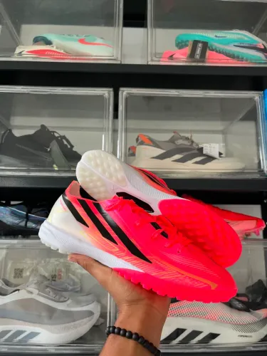Chuteira Adidas F50