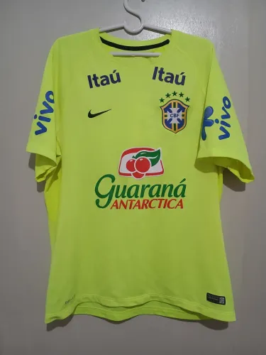 Camisa Nike Seleção Brasileira Treino 2014/15