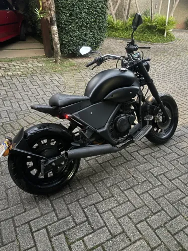 Moto Bobber Customizada Linda!