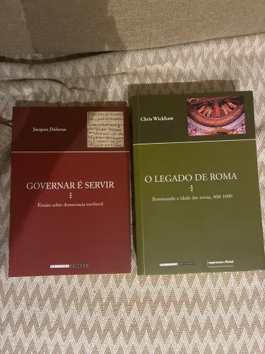 Livros de história medieval