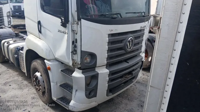 Volkswagen 25.420 Constellation 6x2 2p (Diesel)(E5) 2022/2023 Vamos Seminovos Pinheirinho