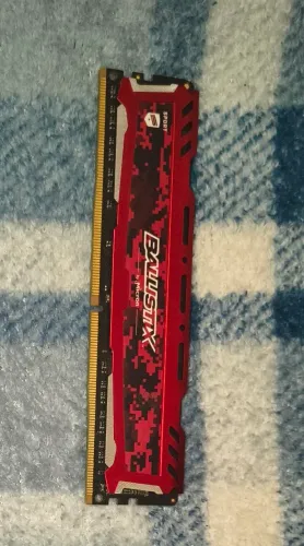 Memórias RAM Crucial Ballistix Sport LT 8Gb 3000MHz DDR4 CL16 Vermelho
