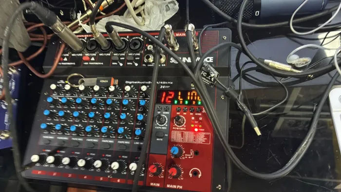 Mesa de som SOUNDVOICE