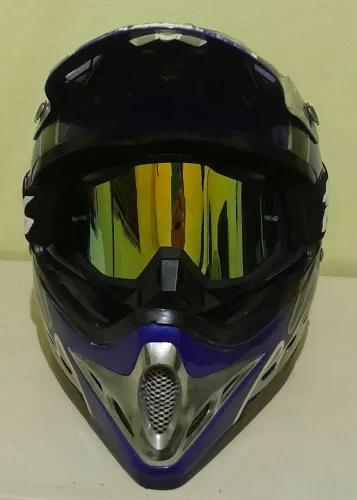 Vendo capacete Motocross