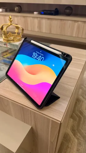 iPad Pro 11" M2 Apple 256GB Impecável + Apple Pencil 2 Original + Capa