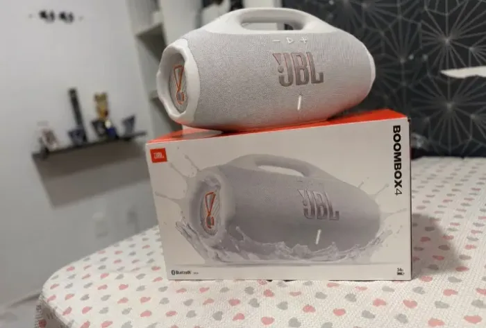 Jbl boombox 4