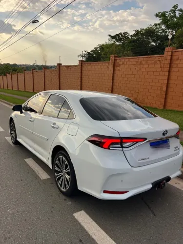 Toyota Corolla Altis Prem. Hybrid 1.8 Flex AUT 2023