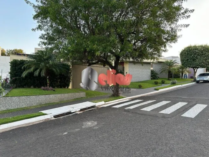 Casa em condomínio para venda com 198 m² e 3 quartos em Quinta Ranieri, Bauru - SP