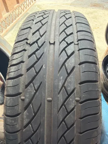 Pneu aro 14 remold 185/65/14 estado de novo