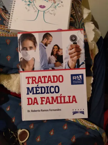 Livro de estudo médico