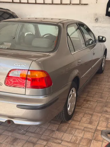 Honda Civic Sedan LX 1.6 16V Mec. 4P 2000
