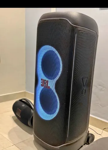 CAIXA JBL ULTIMATE 1100