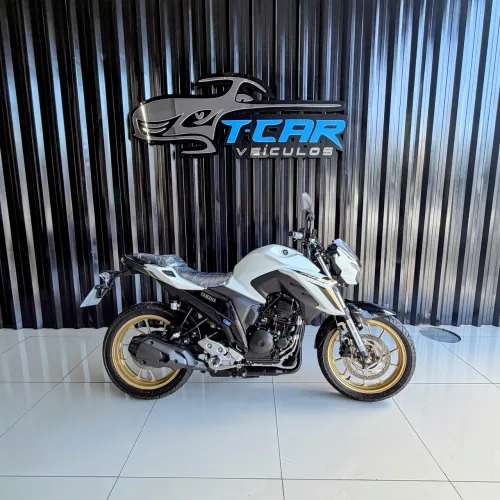 ? Yamaha Fazer Fz25 ABS 