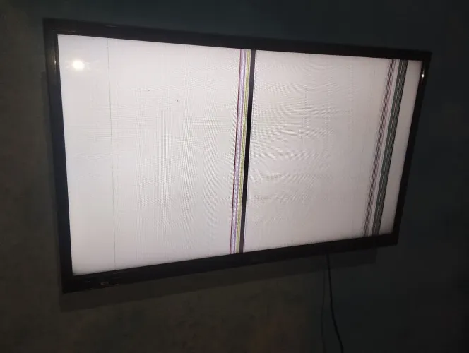 TV com defeito (Philco)