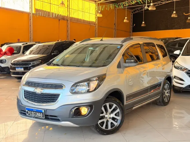 Chevrolet Spin Activ 1.8 8V Econo. Flex 5P Mec. 2016