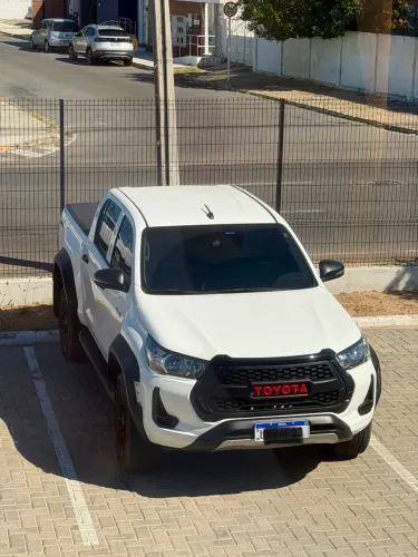 Toyota Hilux CD SR 4X4 2.8 TDI Diesel Aut. 2026