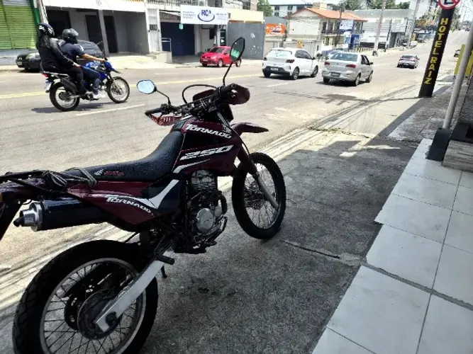 Honda XR 250 Tornado