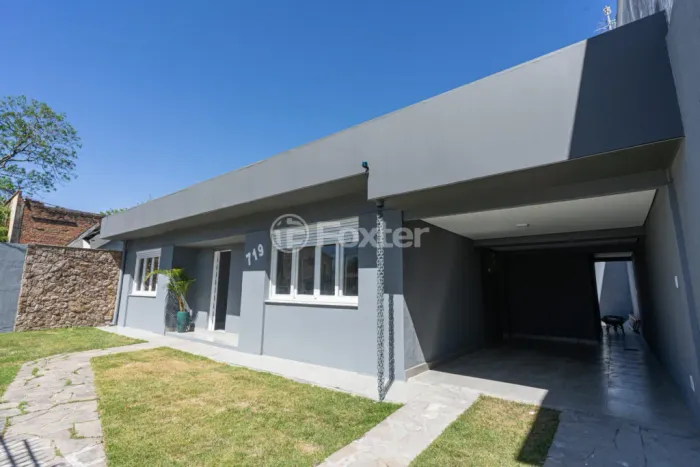 Casa à venda Rua Lajeado, Niterói - Canoas
