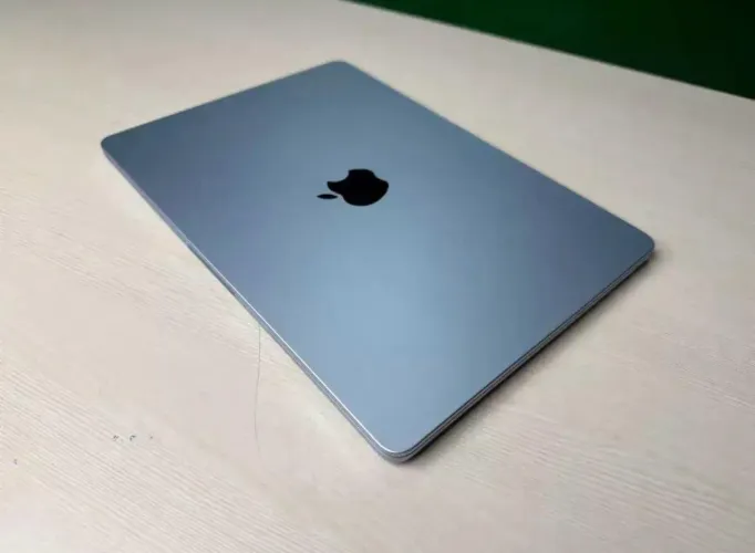 MacBook M4 Air 16Gb 256Gb Excelente estado