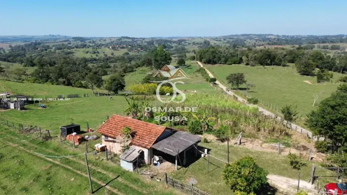 Sítio de 02 Alqueires em Porangaba - SP