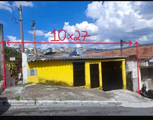 Casa a venda, de renda com 7 casas