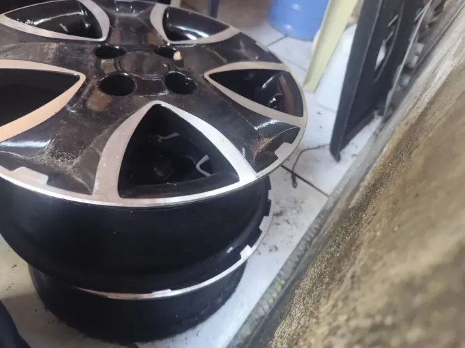 Rodas de alumínio nova