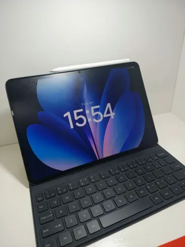 Xiaomi Pad 7 com teclado e caneta original