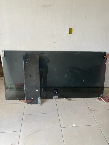 Vende-se Porta De Vidro!