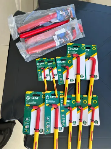 Lote de Chaves Allen Isoladas 1000V SATA e Tramontina PRO - Novas