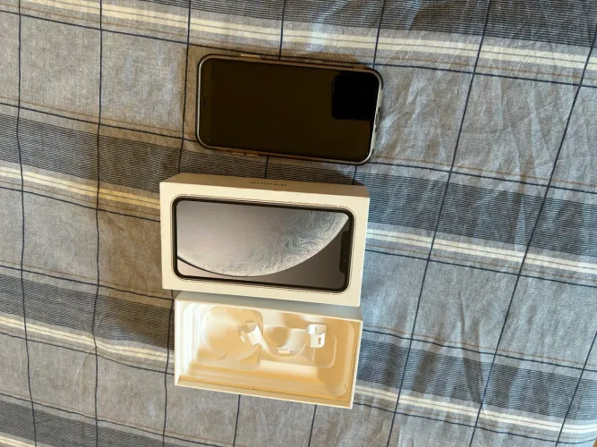 iPhone XR - Leia o anúncio