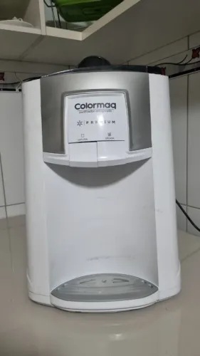 Filtro e purificador de água com compressor