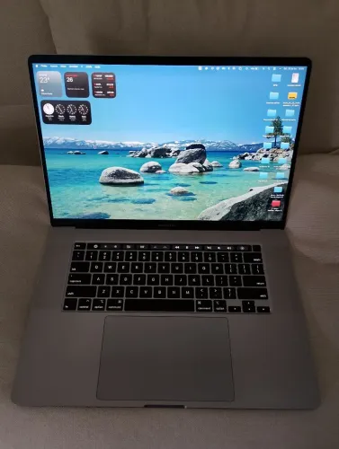 MacBook Pro 16" i9 | 32GB RAM | 2TB SSD | 8GB Vídeo (Configuração Máxima)