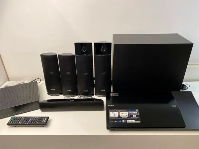 Sony BDV-N790W Home Theater 5.1 Blu-ray 3D Wi-Fi - Completo