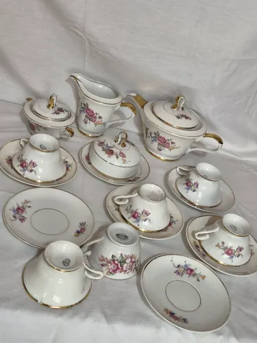 Jogo de chá porcelana  maua. 
