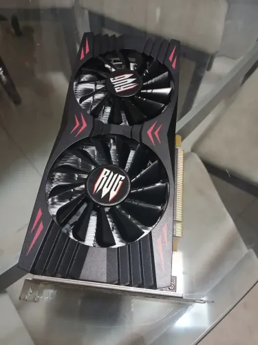 Placa de Vídeo Revenger [Modelo da Placa, ex: RX 580] - COM DEFEITO (Para Reparo/Peças)