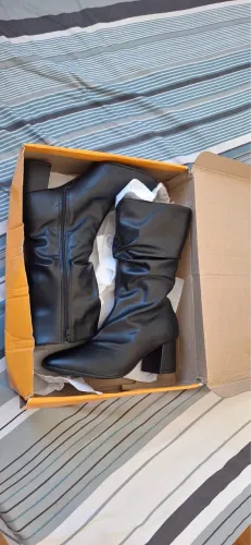 Vendo Bota beira rio- cano médio