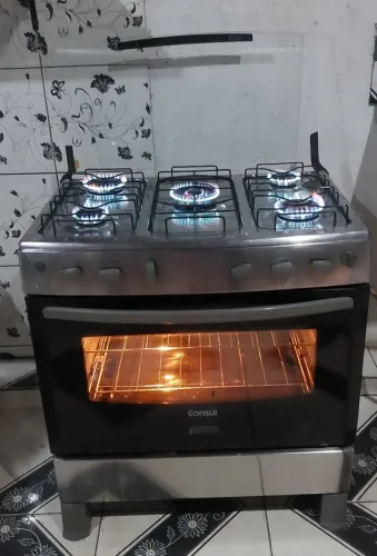 Moderno fogão cônsul inox com tripla chama automático com prateleira deslizante