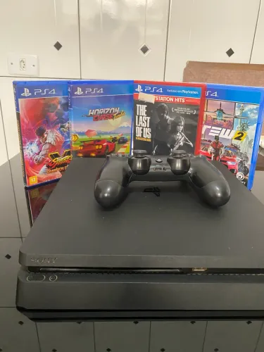 Play 4