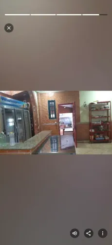 Mesas e cadeiras