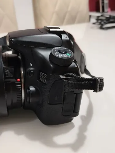 Câmera 70D-CANON