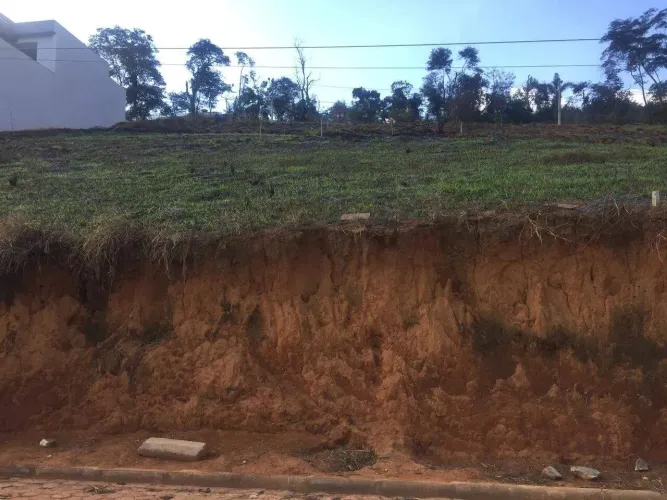 Lote à venda, Vale do Sereno I - Ponte Nova/MG